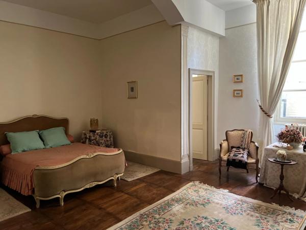 Dpt (32) NOGARO proche, ELEGANTE MAISON DE NOTABLES, économique, du XIXs 600M2, parc séculaire, dépendances en U, 11 ha, sans travaux,