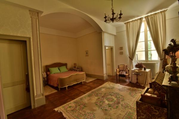 Dpt (32) NOGARO proche, ELEGANTE MAISON DE NOTABLES, économique, du XIXs 600M2, parc séculaire, dépendances en U, 11 ha, sans travaux,