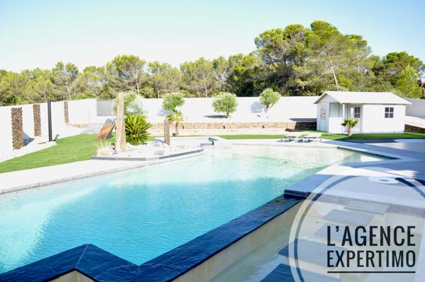 Uchaux (84100) Prestations de luxe pour cette superbe maison d'architecte de plain-pied