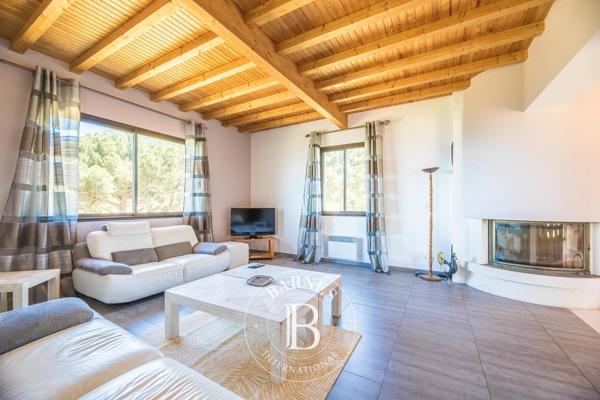 Ajaccio, Villa 5 Chambres -  197 m² à vendre