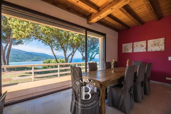 Ajaccio, Villa 5 Chambres -  197 m² à vendre