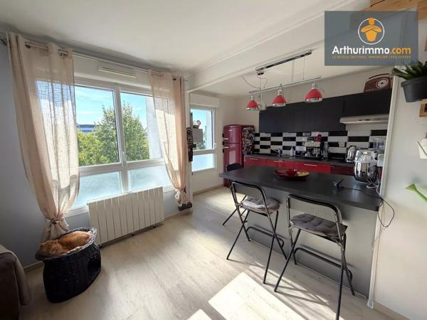 Vente                                                      Appartement
                        
                     3 pièces                      62 m2                     à Compiègne
