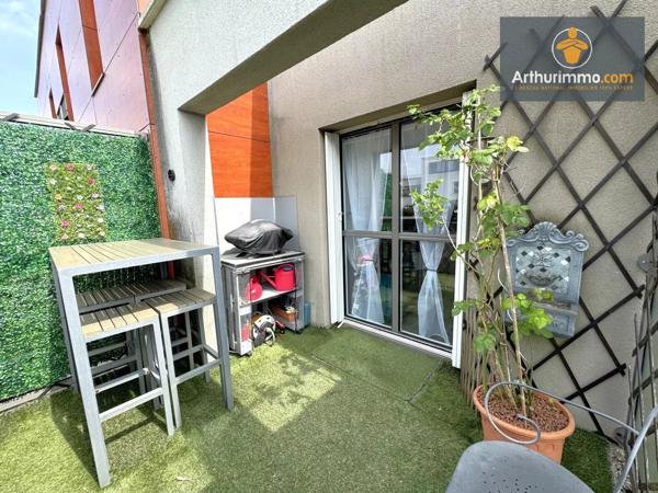 Vente                                                      Appartement
                        
                     3 pièces                      62 m2                     à Compiègne