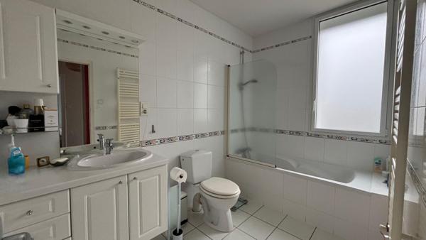 Maison Cholet familiale lumineuse avec jardin