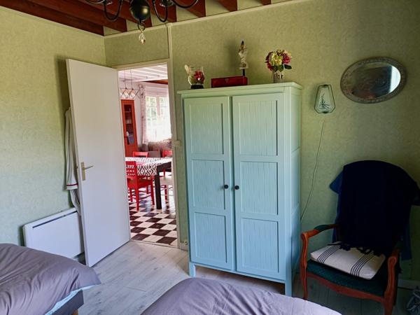 Maison
                                                                                                                                                                                                                                                                                                                        7 pièce(s)                                                                                                                                                                                                          5 chambre(s)                                                                                                                                                                                                          112  m²
