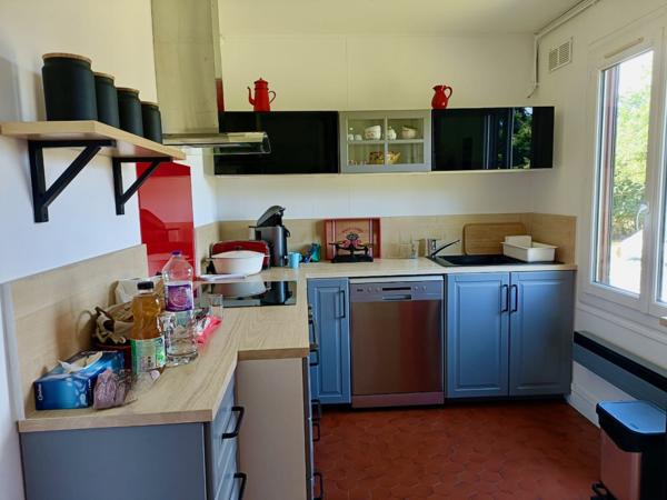 Maison
                                                                                                                                                                                                                                                                                                                        7 pièce(s)                                                                                                                                                                                                          5 chambre(s)                                                                                                                                                                                                          112  m²