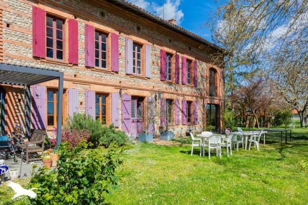 Maison à vendre |  Cintegabelle |  11 pièces | 390 m²