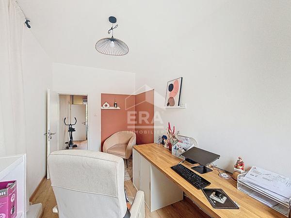 Maison Mont Saint Martin 8 pièce(s) 177 m2