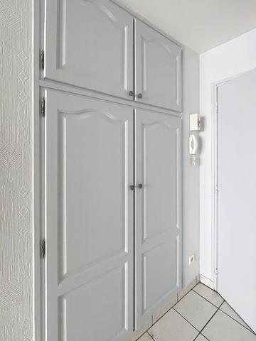 SAINT AVOLD - studio 1 pièce