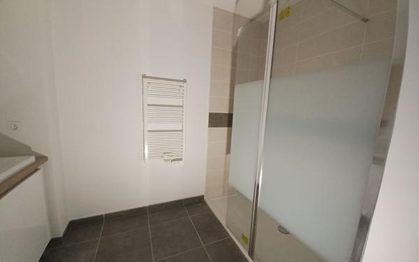 Appartement à louer    3 pièces •  Sète