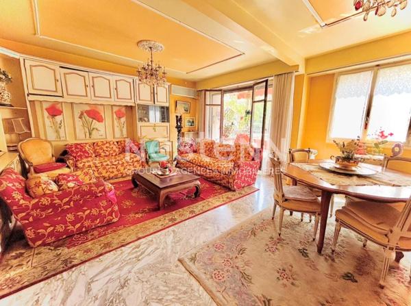 Exclusivité à vendre NICE DELFINO-RIQUIER : Appartement 3/4 pièces à rénover avec un potentiel incroyable !