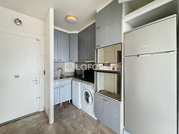 Location appartement Paris 08 - 1 pièce(s) - 35 m² - 1 370 €/mois