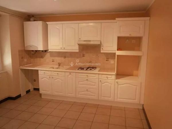 Location Appartement 3 pièces 90 m2 à Carmaux