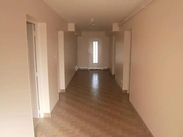 Location Appartement 3 pièces 90 m2 à Carmaux