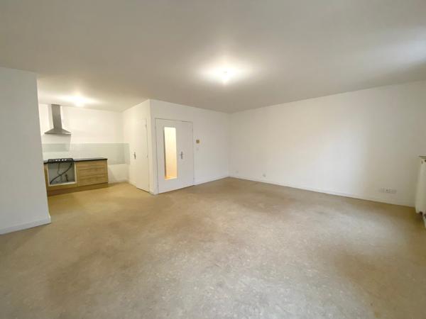 Appartement 4 chambres + 1 bureau