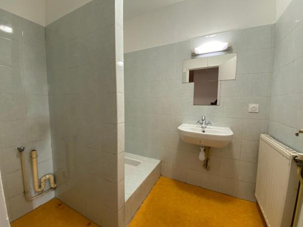 Appartement 4 chambres + 1 bureau