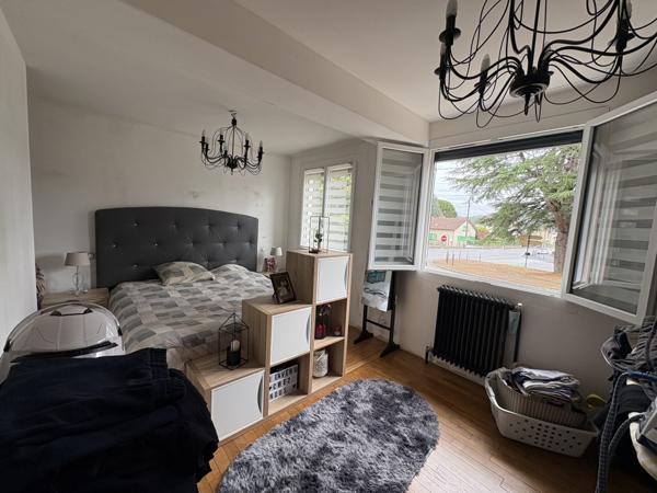 À vendre - Maison individuelle, 5 pièces située à Terrasson-Lavilledieu (24120)