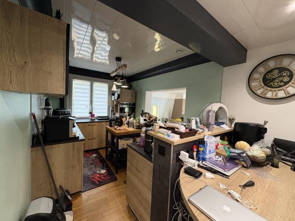 À vendre - Maison individuelle, 5 pièces située à Terrasson-Lavilledieu (24120)