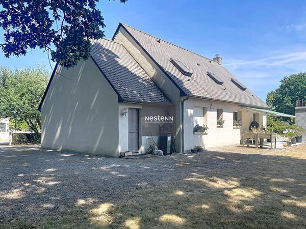 Maison familiale quatre chambres et deux bureaux à La Chapelle sur Erdre