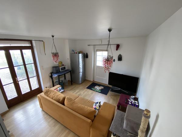 Appartement
                                                                                                                                                                                                                                                                                                                        2 pièce(s)                                                                                                                                                                                                          1 chambre(s)                                                                                                                                                                                                          33  m²