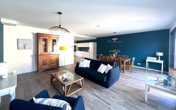 Maison à vendre    5 pièces • 15 m2 Bordeaux