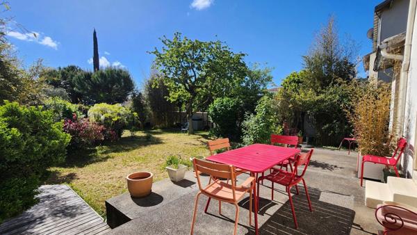 Maison à vendre    4 pièces •  La Rochelle