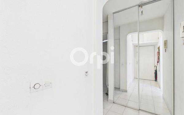 Appartement à vendre    3 pièces • 56,17 m2 Mandelieu-la-Napoule