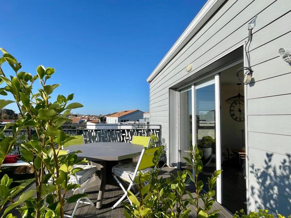 Appartement T4 avec parkings et garage.