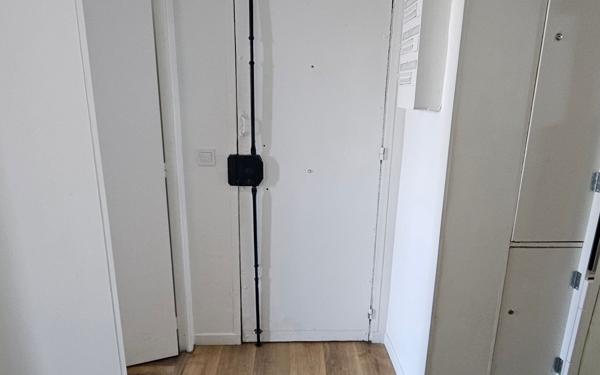 Appartement à vendre    2 pièces • 32 m2 Paris 19