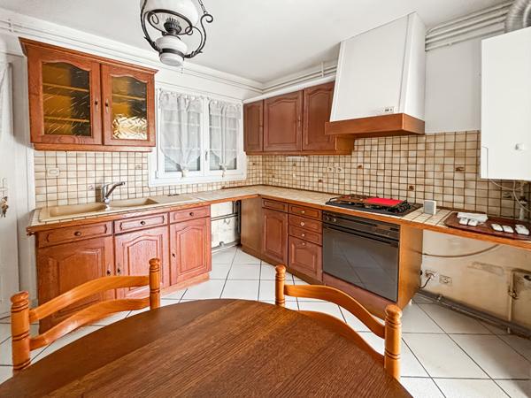 Maison Etrechy de plain-pied !