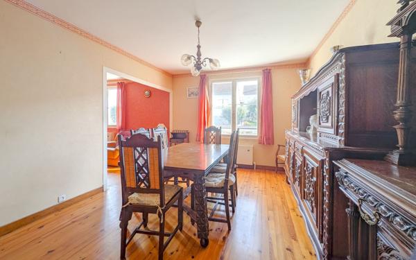 Maison à vendre    6 pièces •  Reilhac