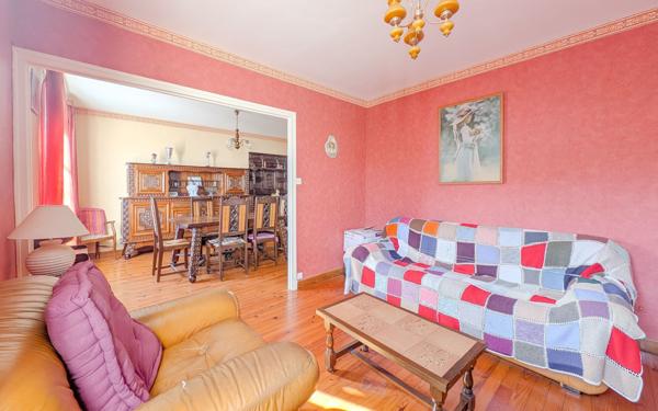 Maison à vendre    6 pièces •  Reilhac