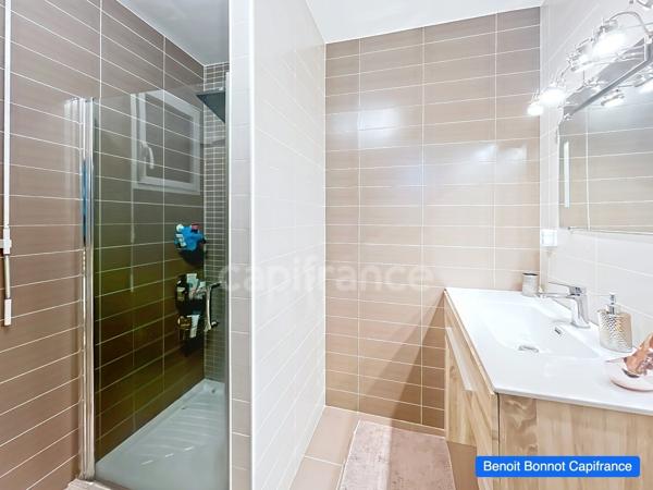 EXCLUSIVITÉ – GOUESNAC’H – MAISON FAMILIALE DE 150 M² AVEC PISCINE ET TERRAIN DE PLUS DE 2 100 M²
