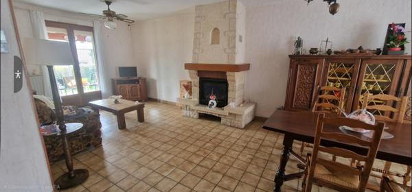 Pennautier (11610) Maison PP de 88 m² en 3 ch - Véranda - Piscine