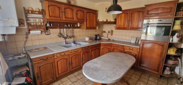 Pennautier (11610) Maison PP de 88 m² en 3 ch - Véranda - Piscine