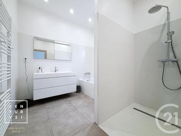 Maison à vendre  6 pièces - 206,74 m2 ST FELIU D AVALL - 66