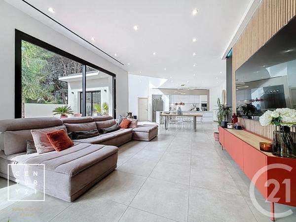 Maison à vendre  6 pièces - 206,74 m2 ST FELIU D AVALL - 66