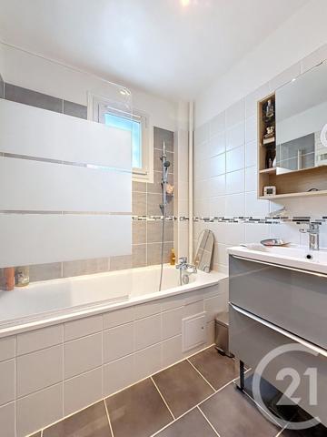 Maison à vendre  5 pièces - 107,80 m2 MORMANT - 77