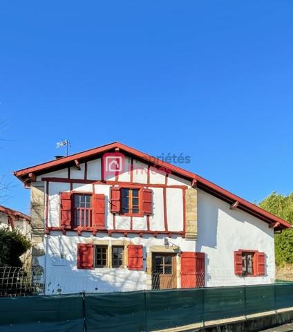 Maison labourdine à restaurer