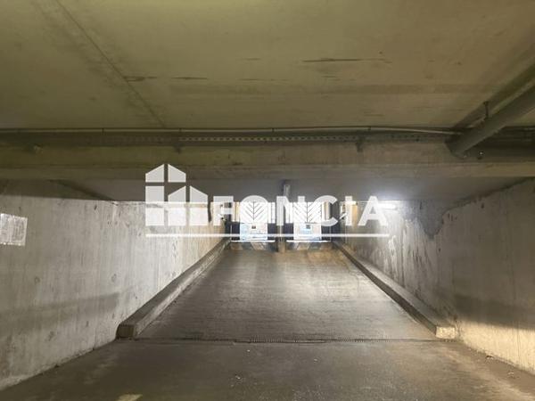 Location Parking - CENSE AU BLE ET 1/112 R.DU GUE Lille 59000