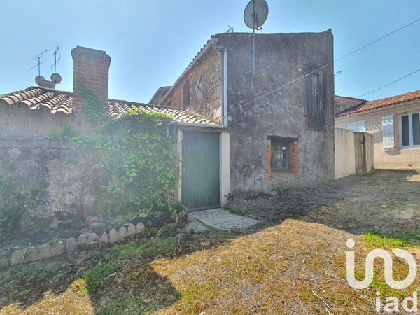 Maison de ville 6 pièces de 115 m² à Le Champ-Saint-Père (85540)