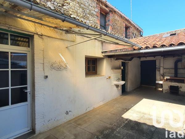 Maison de ville 6 pièces de 115 m² à Le Champ-Saint-Père (85540)