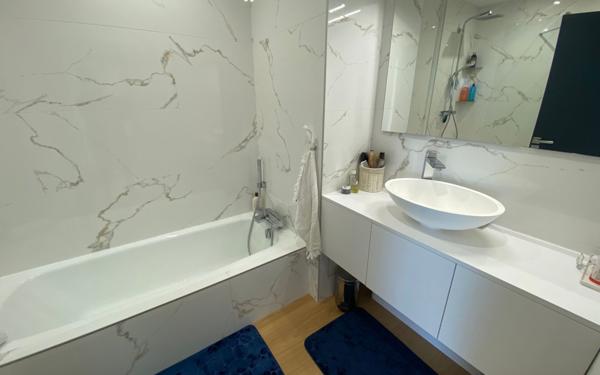 Appartement à vendre    3 pièces • 97,39 m2 Lyon 5