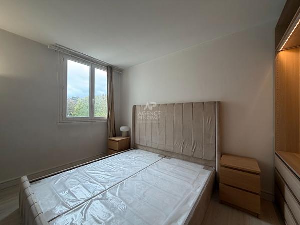 "Versailles Ermitage" - Appartement meublé 3 pièces de 59 m² avec box, sans vis-à-vis ! Loyer 1 650 €/mois charges comprises **  - Référence  29309