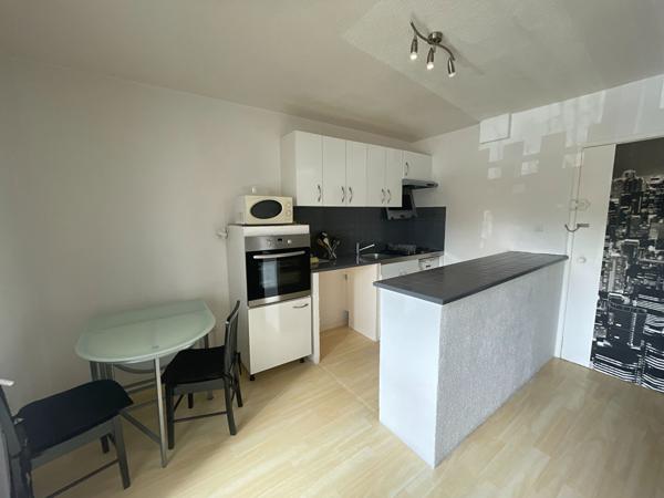 A louer Appartement T2 MEUBLE Mont De Marsan secteur hôpital 1 chambre parking
