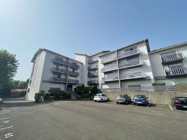 A louer Appartement T2 MEUBLE Mont De Marsan secteur hôpital 1 chambre parking
