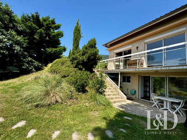 Villa d'architecte avec T2 neuf, vue exceptionnelle