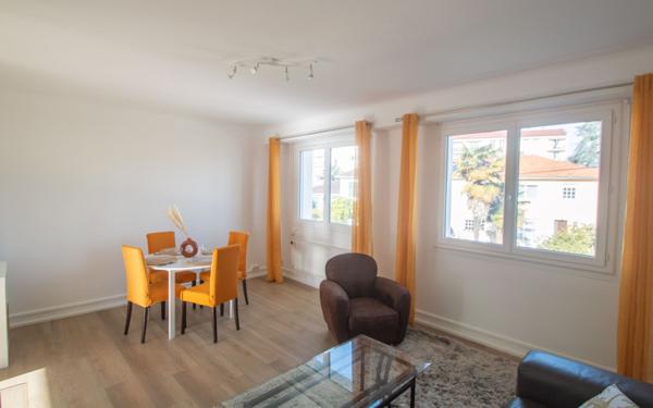 Appartement à louer    4 pièces • 87,30 m2 Pau