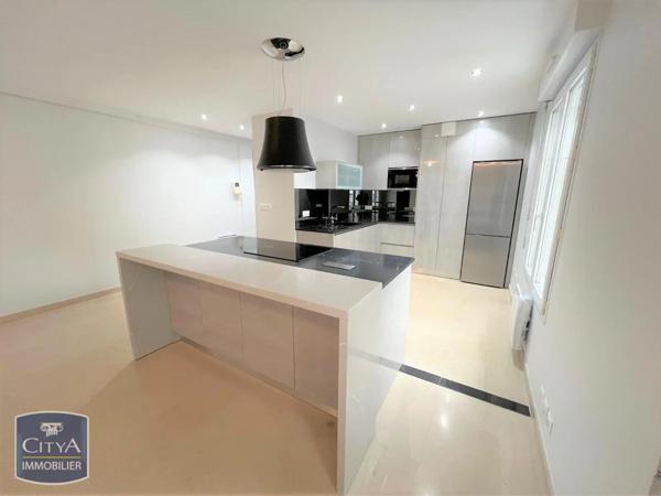 Appartement à louer 3 pièces 79.41m² Le Raincy (93340)