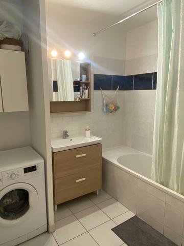 T3 de 57,68m² avec agréable terrasse et parkings privatifs